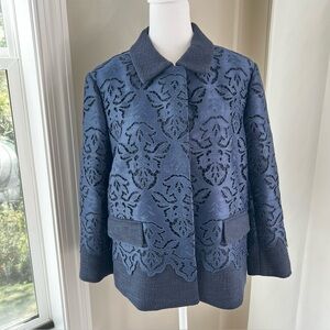 Ann Taylor’s elegant navy lace over lay collard blazer jacket 
Size 10